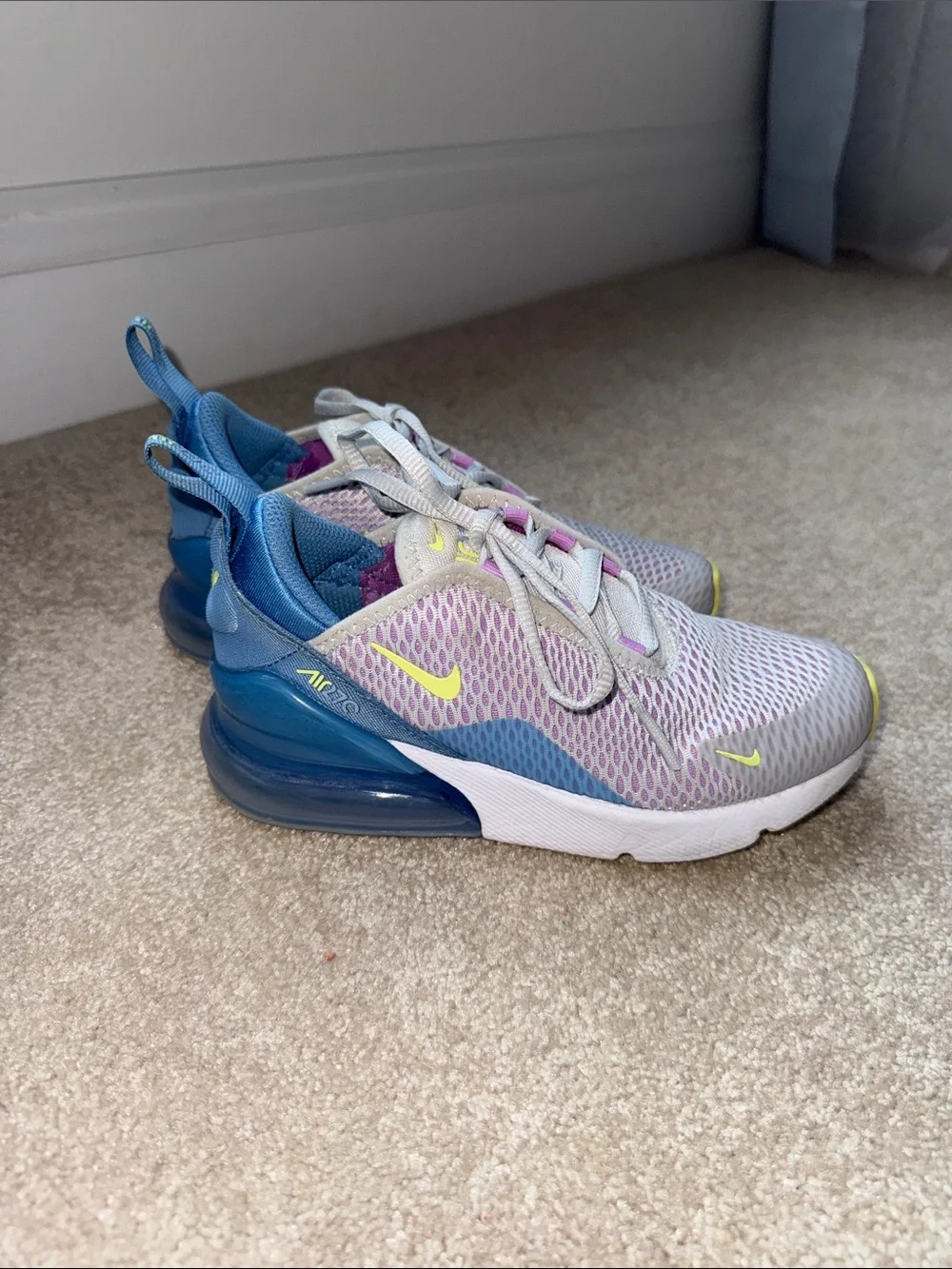 Nike Kids Blue & Purple Mesh Air Max 270 Sneakers with Yellow Accents
